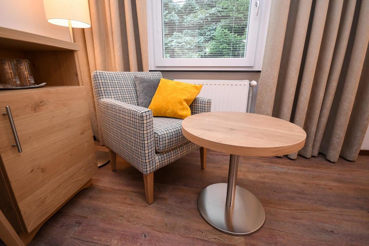 Seegasthof Hois'N Wirt - Hotel Mit Wellnessbereich Gmunden Bagian luar foto