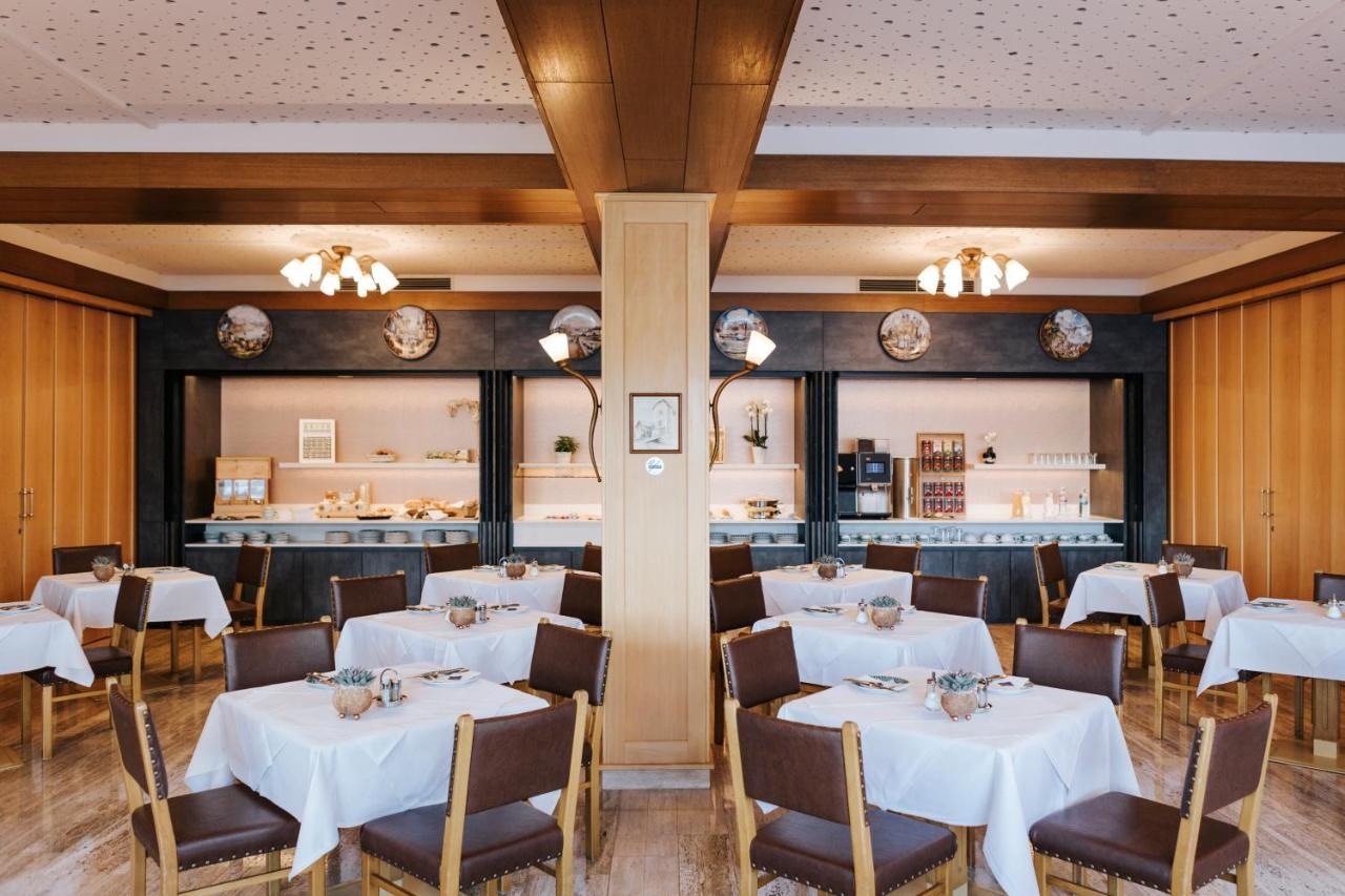 Seegasthof Hois'N Wirt - Hotel Mit Wellnessbereich Gmunden Bagian luar foto