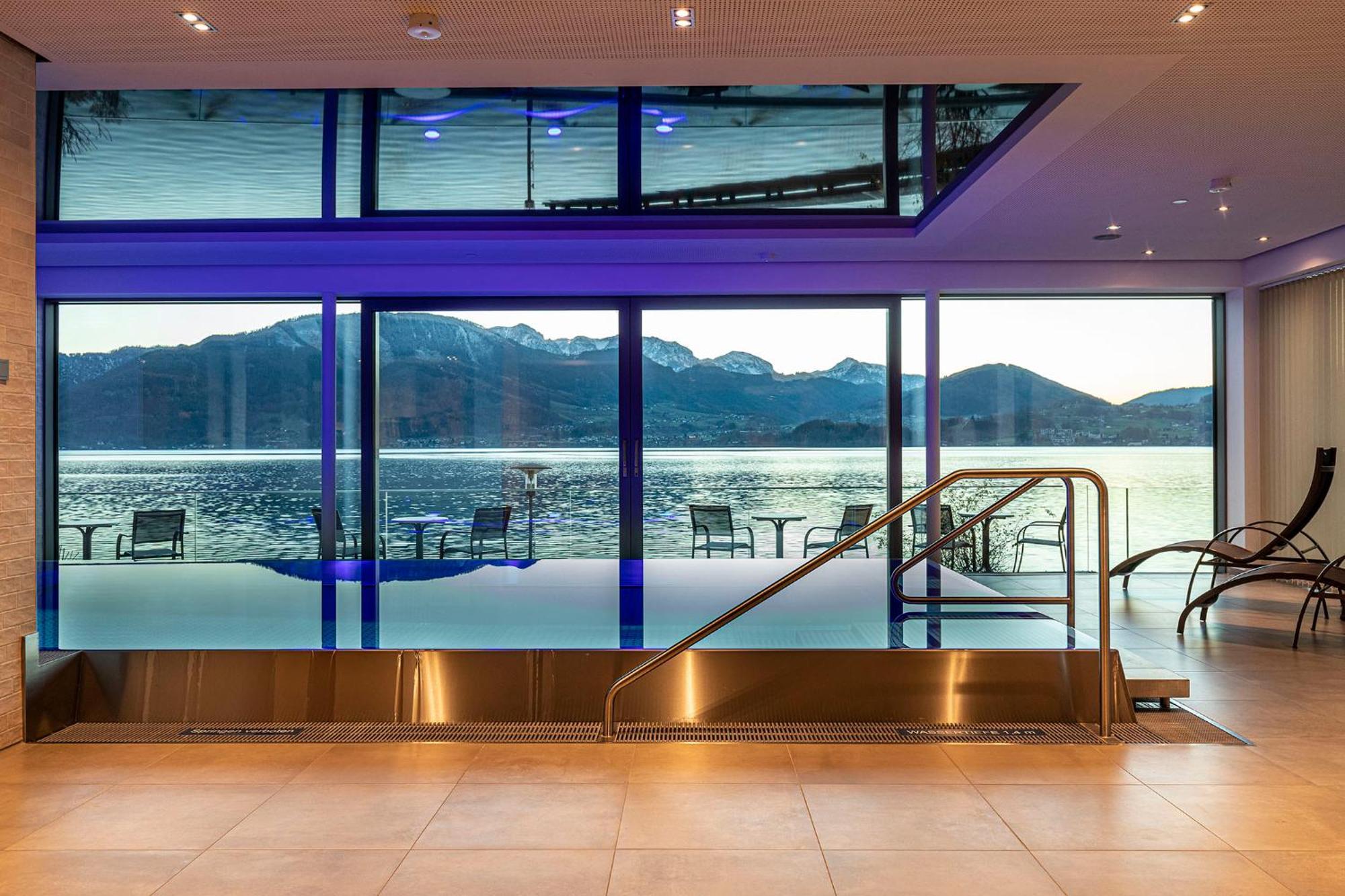 Seegasthof Hois'N Wirt - Hotel Mit Wellnessbereich Gmunden Bagian luar foto