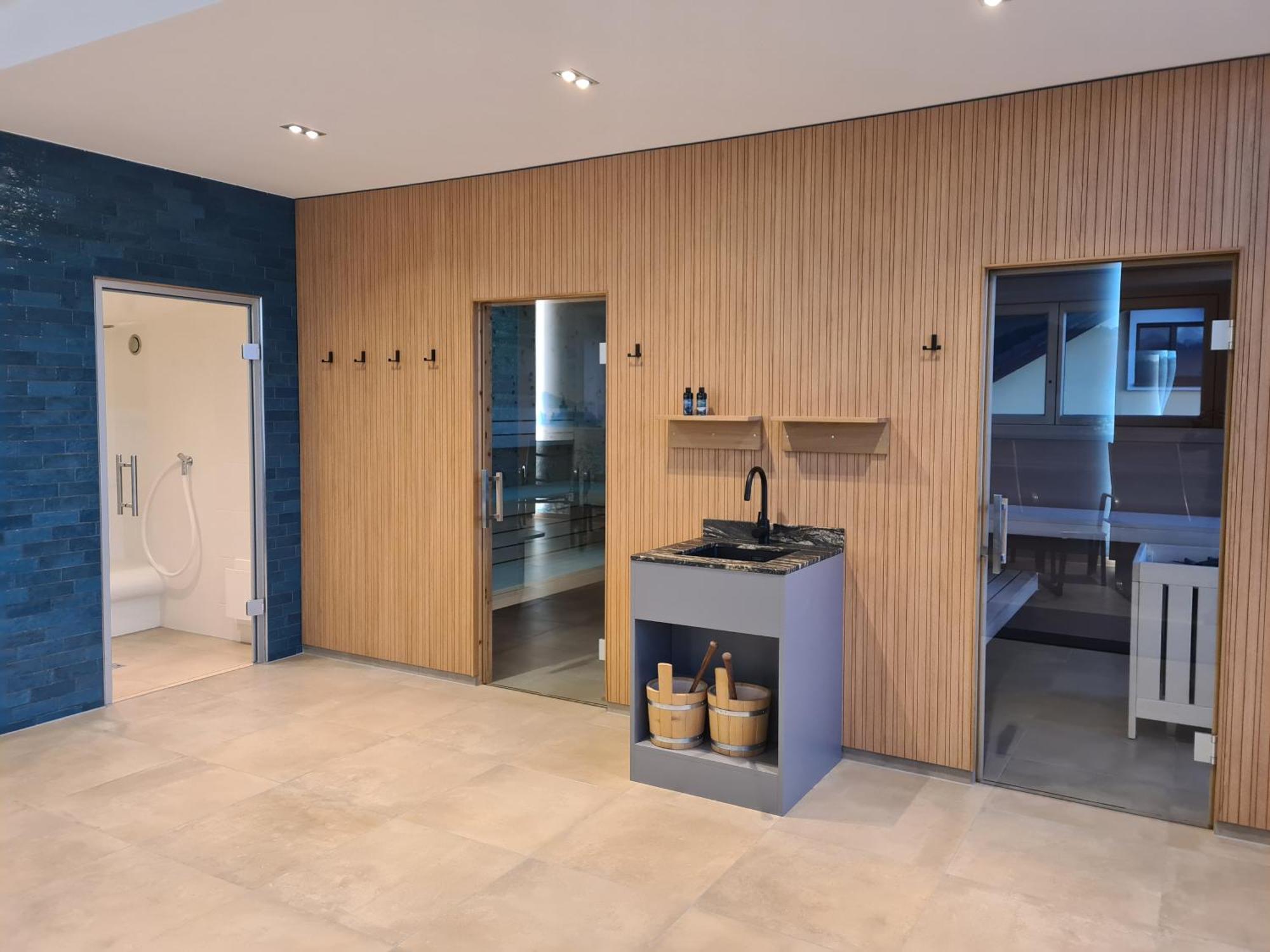 Seegasthof Hois'N Wirt - Hotel Mit Wellnessbereich Gmunden Bagian luar foto