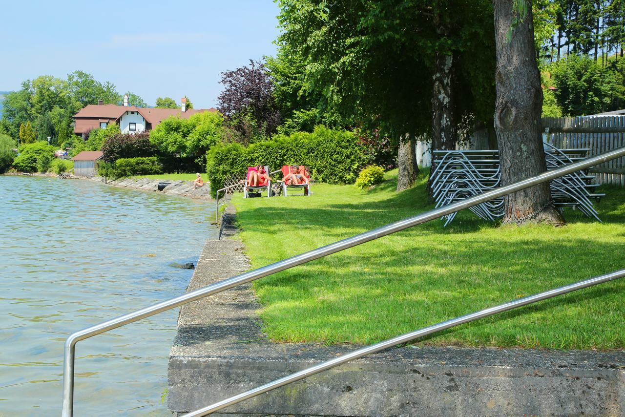 Seegasthof Hois'N Wirt - Hotel Mit Wellnessbereich Gmunden Bagian luar foto